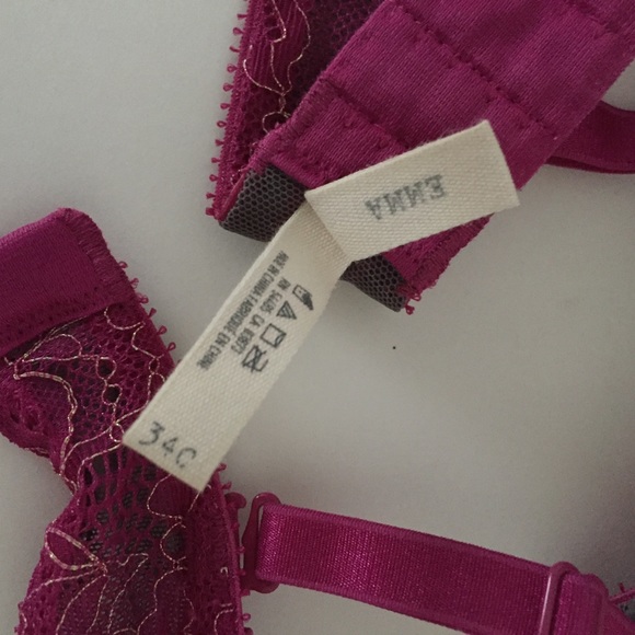 Aerie Emma Bra In fuchsia lace with gold detail - Picture 4 of 4